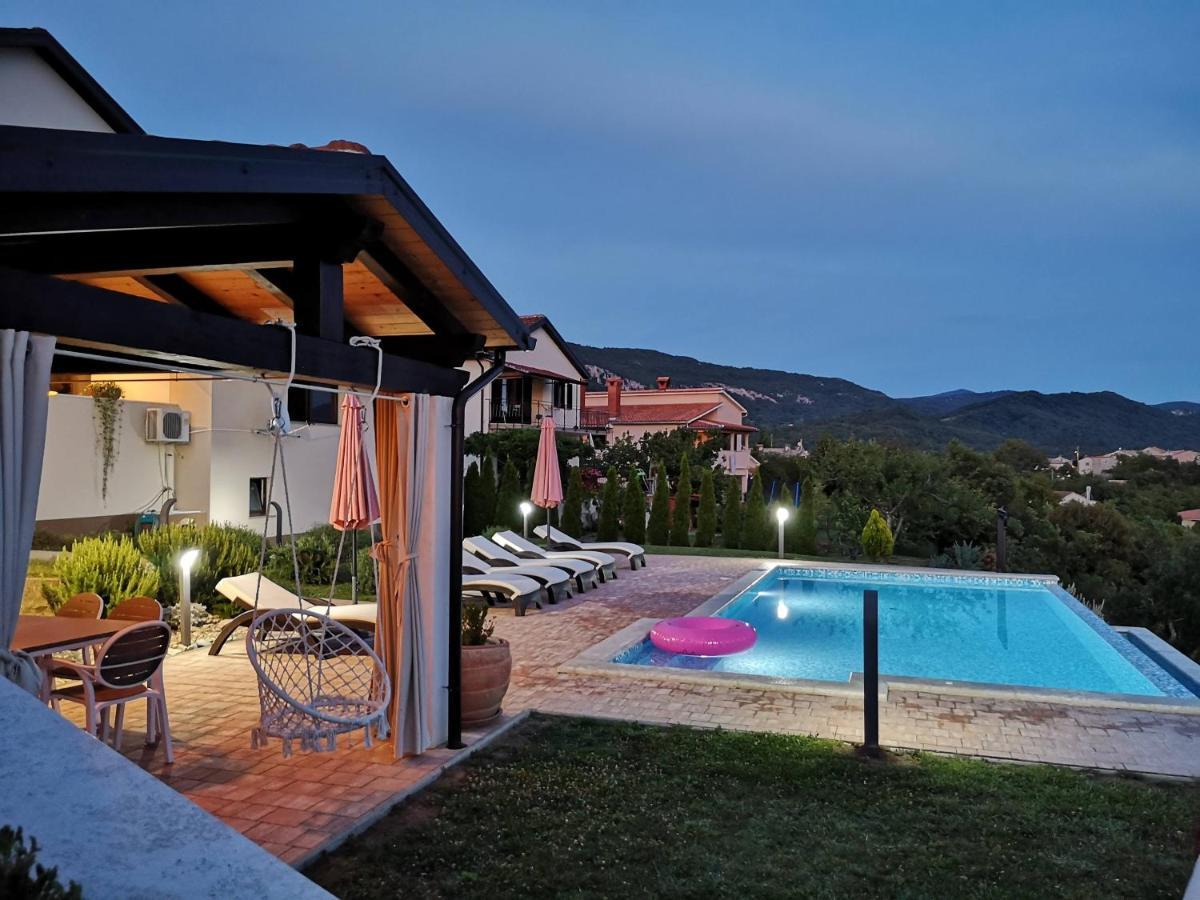 Home Andrea With Infinity Salty Pool Roč Exterior foto