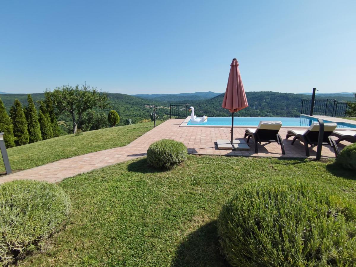 Home Andrea With Infinity Salty Pool Roč Exterior foto